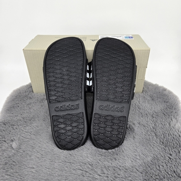New adidas Adilette Comfort Slides Black White Women's Shoes Size 13 - Picture 6 of 8